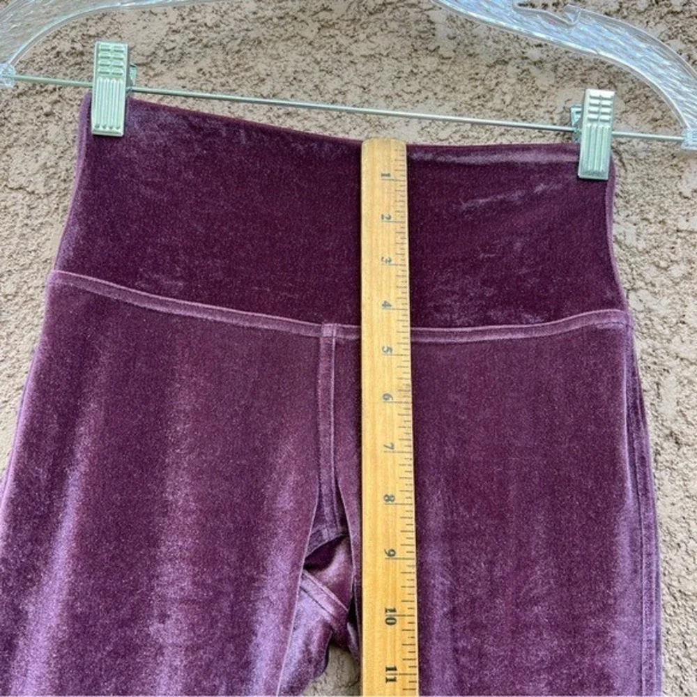 Lululemon Velvet Legging Women's Size‎ 4 Wunder Lounge High-Rise Soft Athleisure
